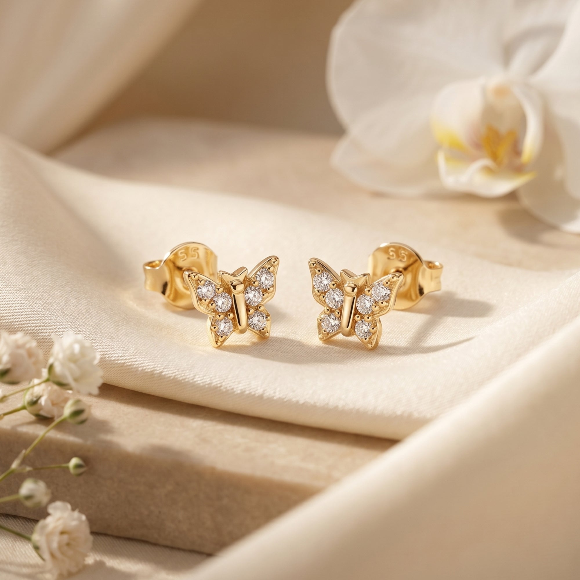 The Yarina Moissanite Earrings