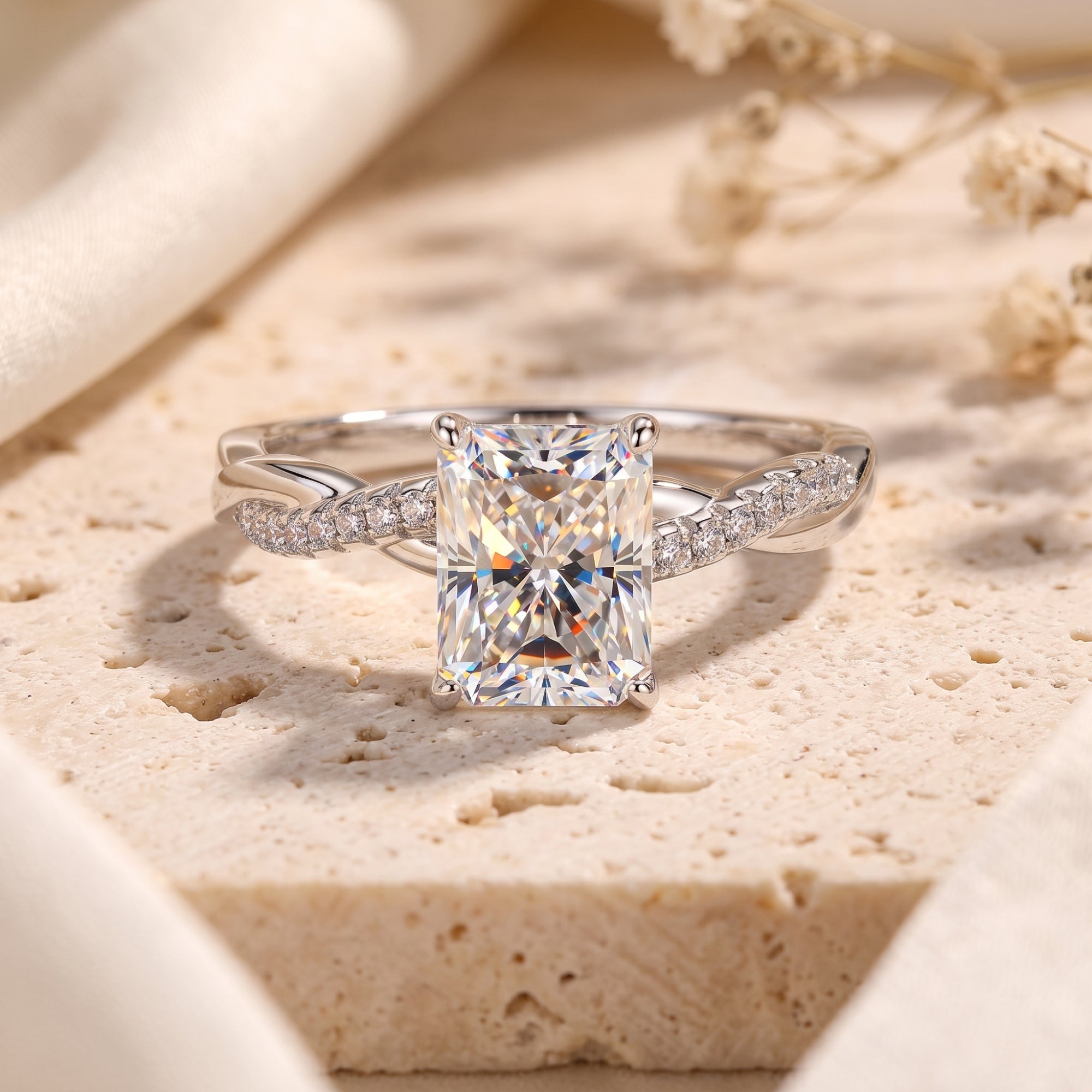 La bague Alissandra