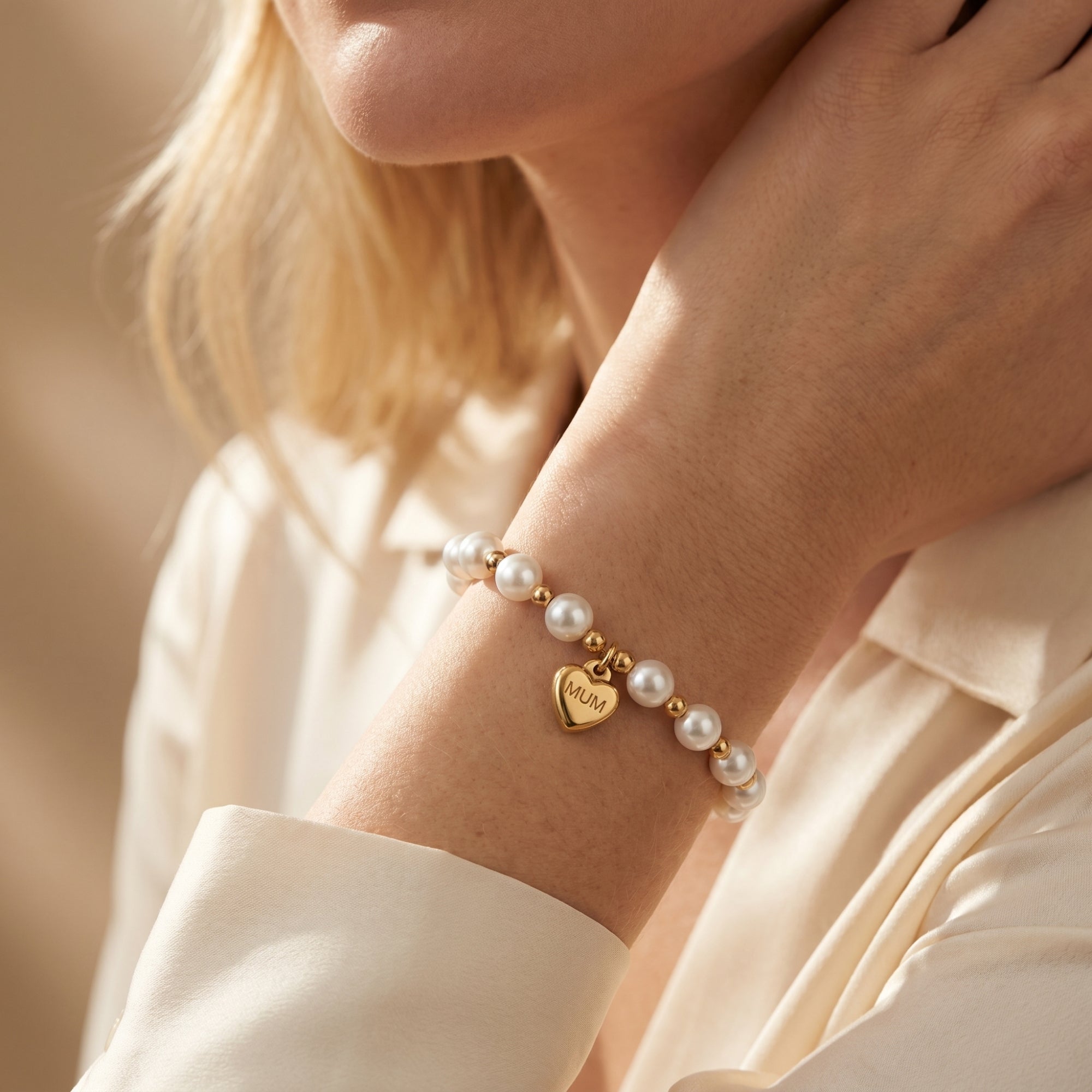 The Clara Pearl Bracelet