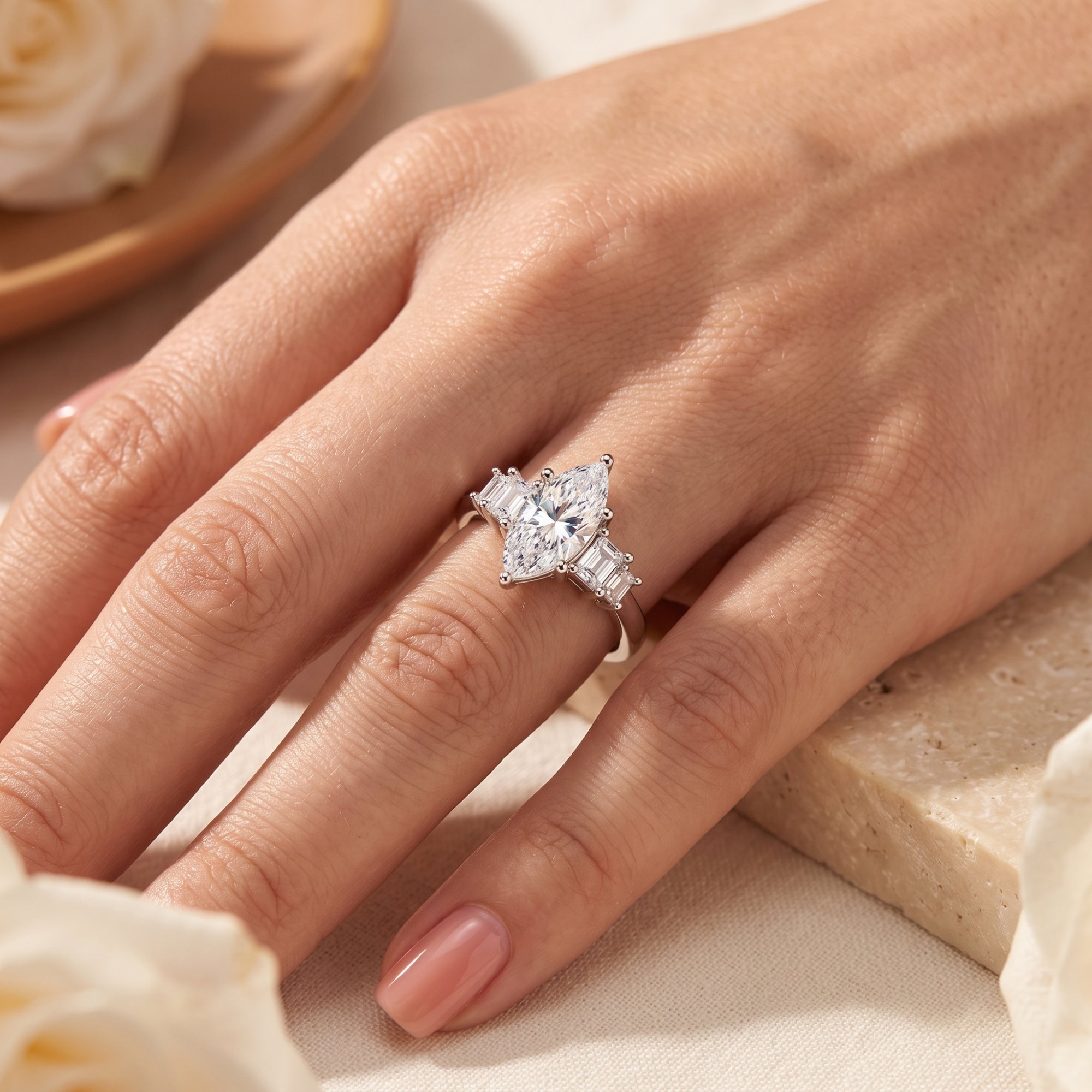La bague Melanthe