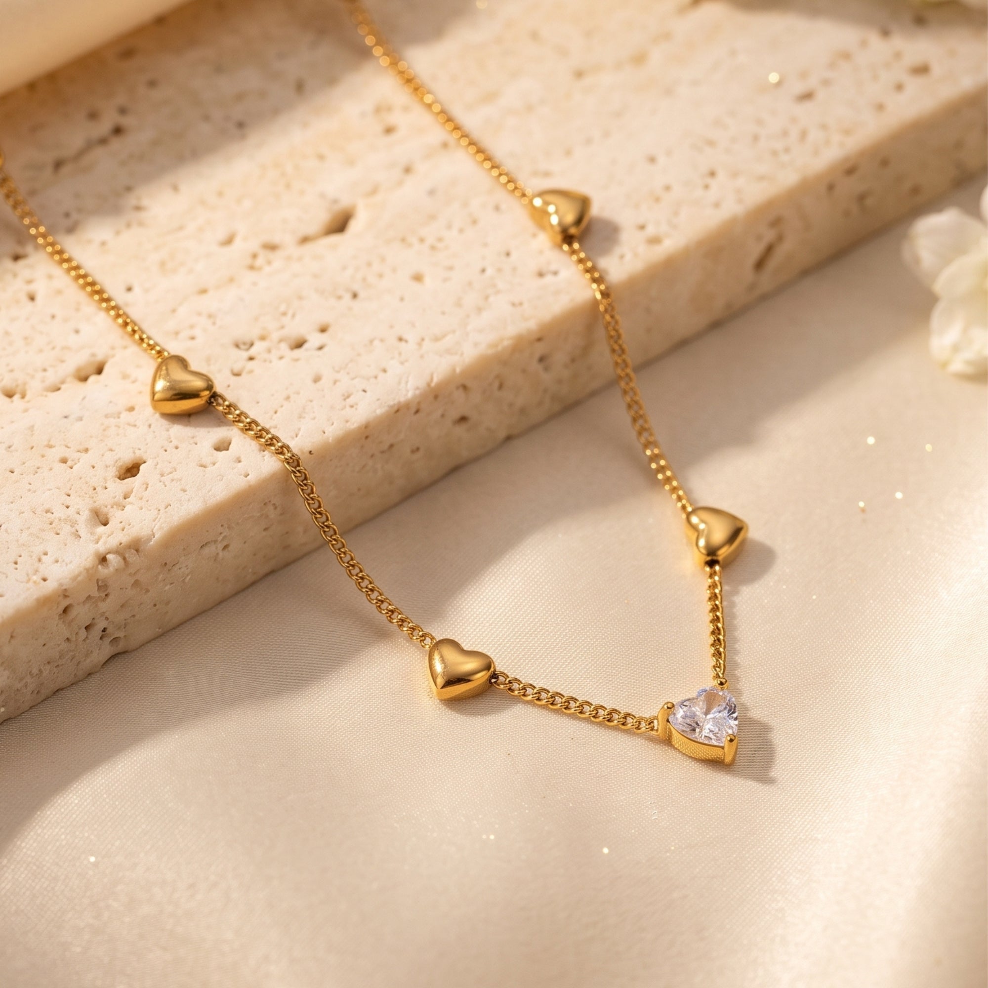 The Amoris Necklace
