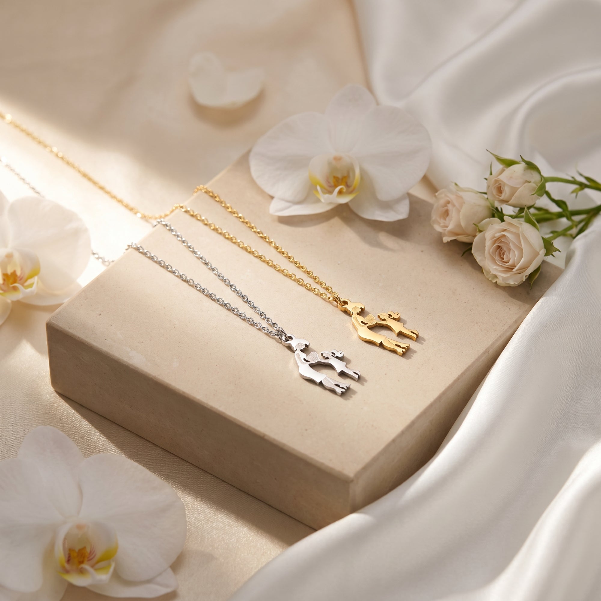 The Matria Necklace