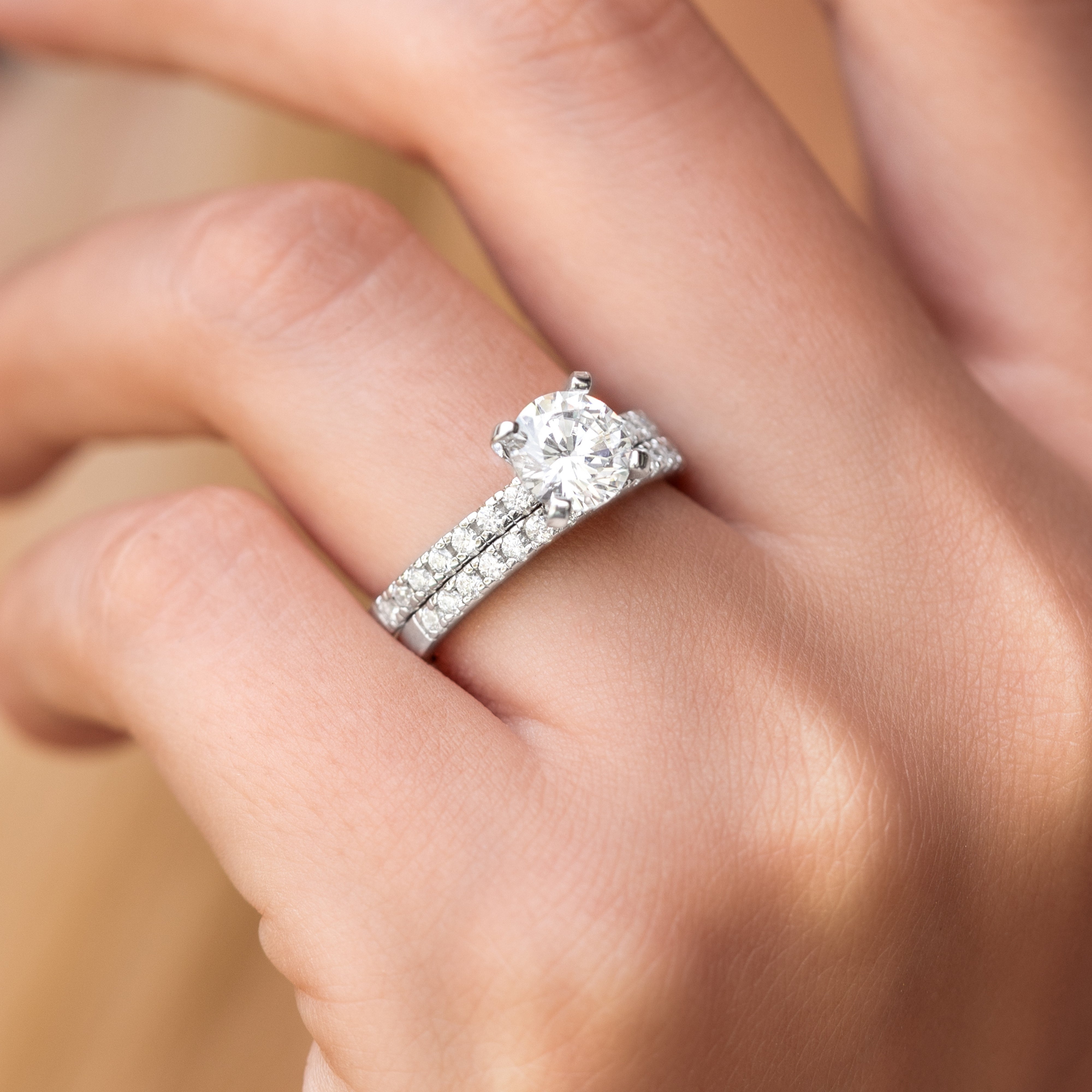 The Angel - Rose - Moissanite