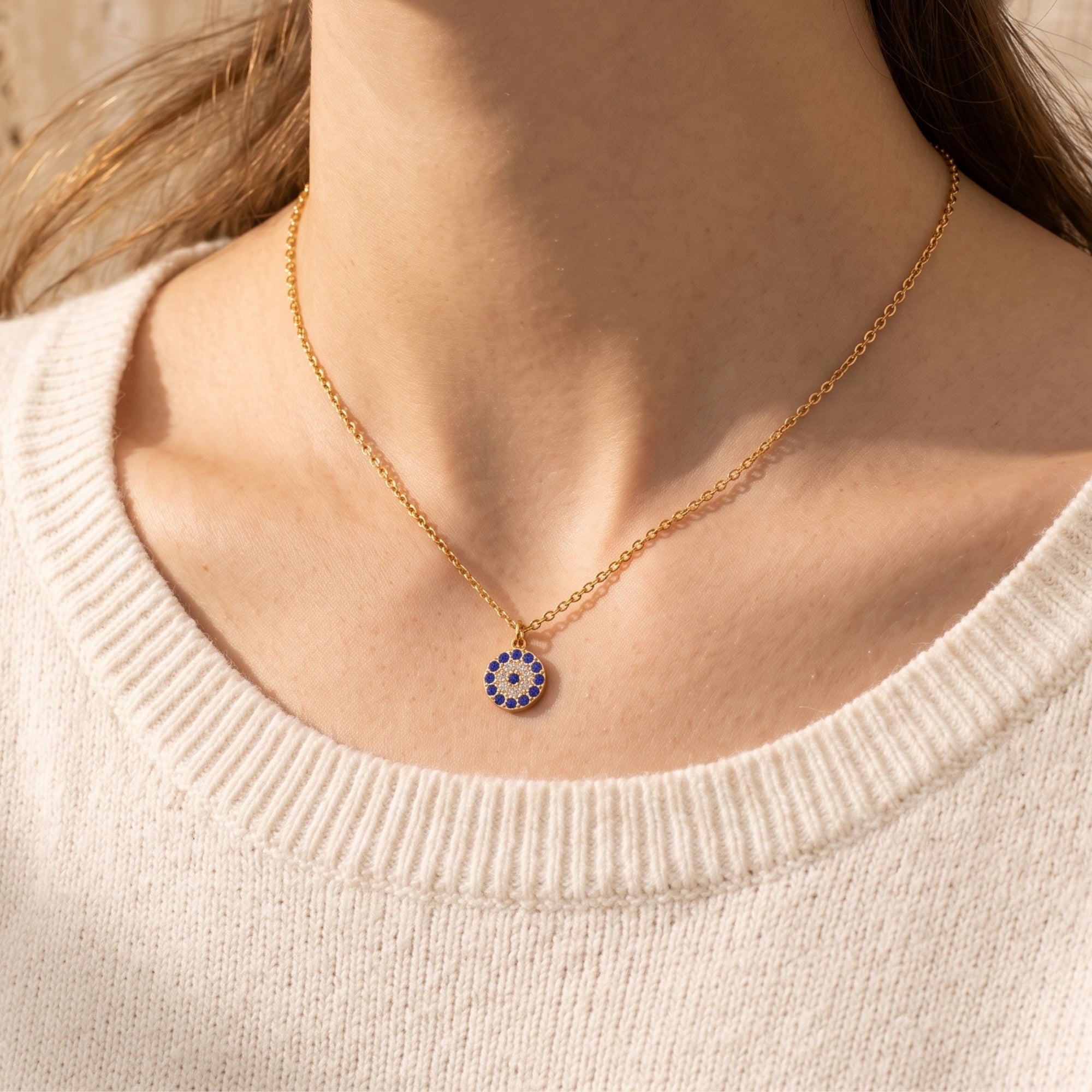 The Stellis Pendant Necklace