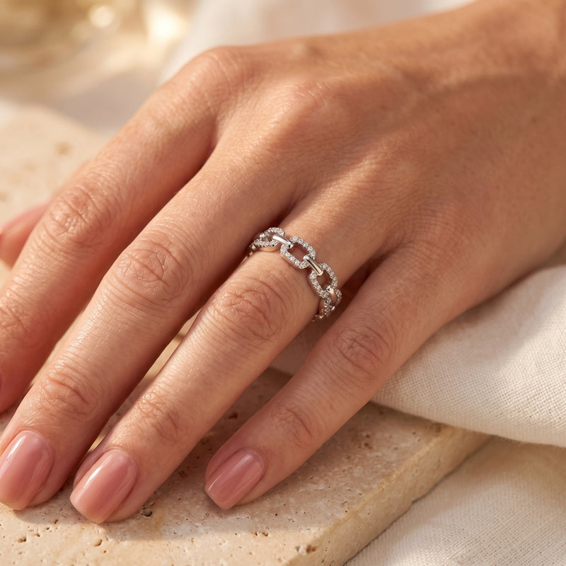 The Adoralique Ring