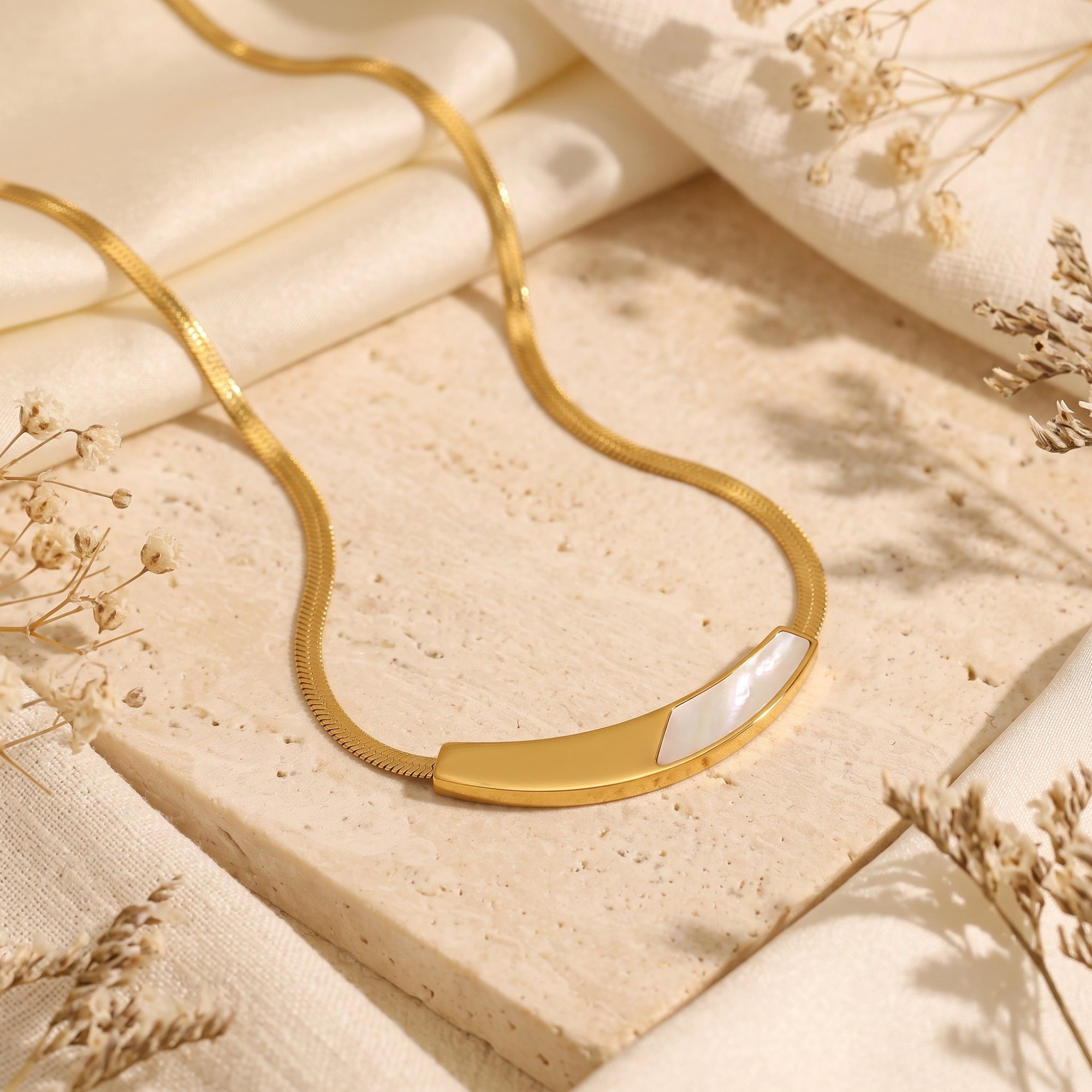 The Dianella Mother of Pearl Necklace