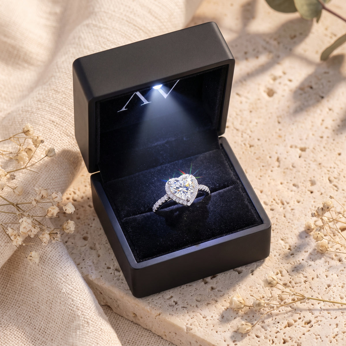 YLQ4627-rings - Premium LED Gift Box Presentation