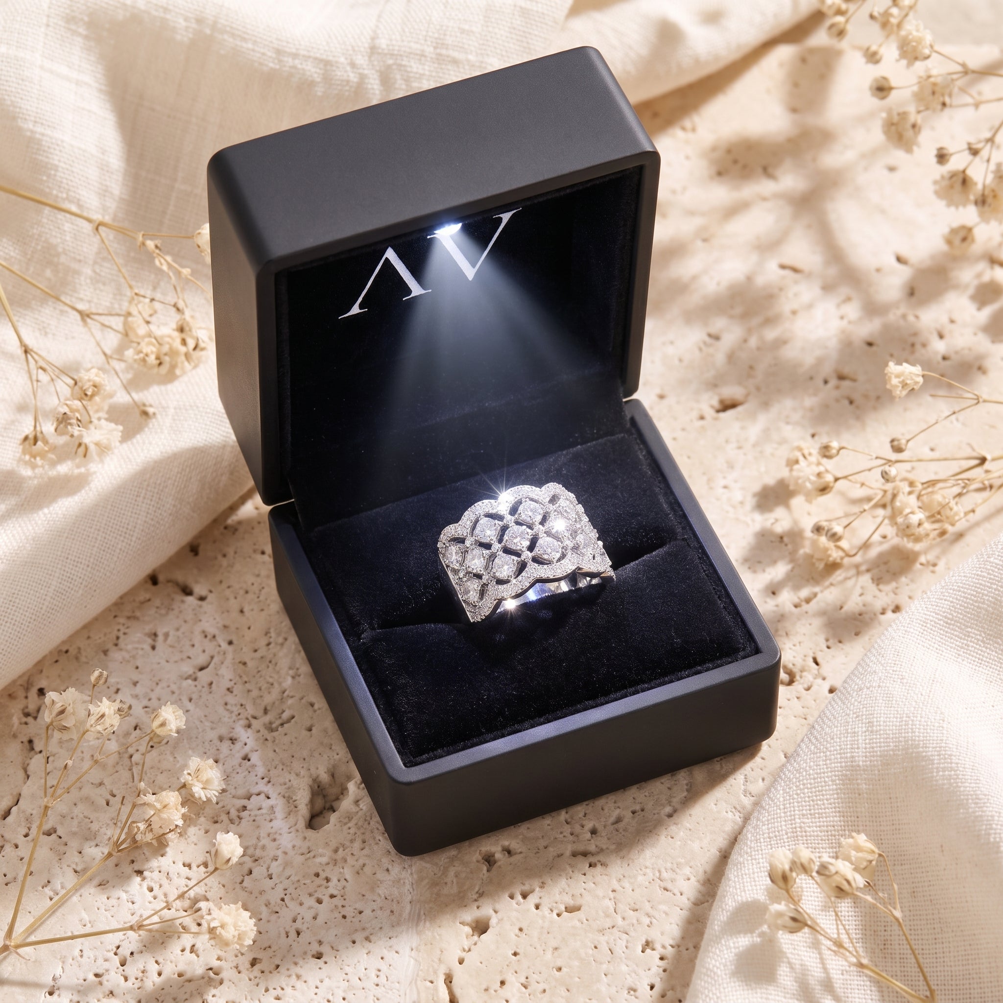 YLQ4822-rings - Premium LED Gift Box Presentation