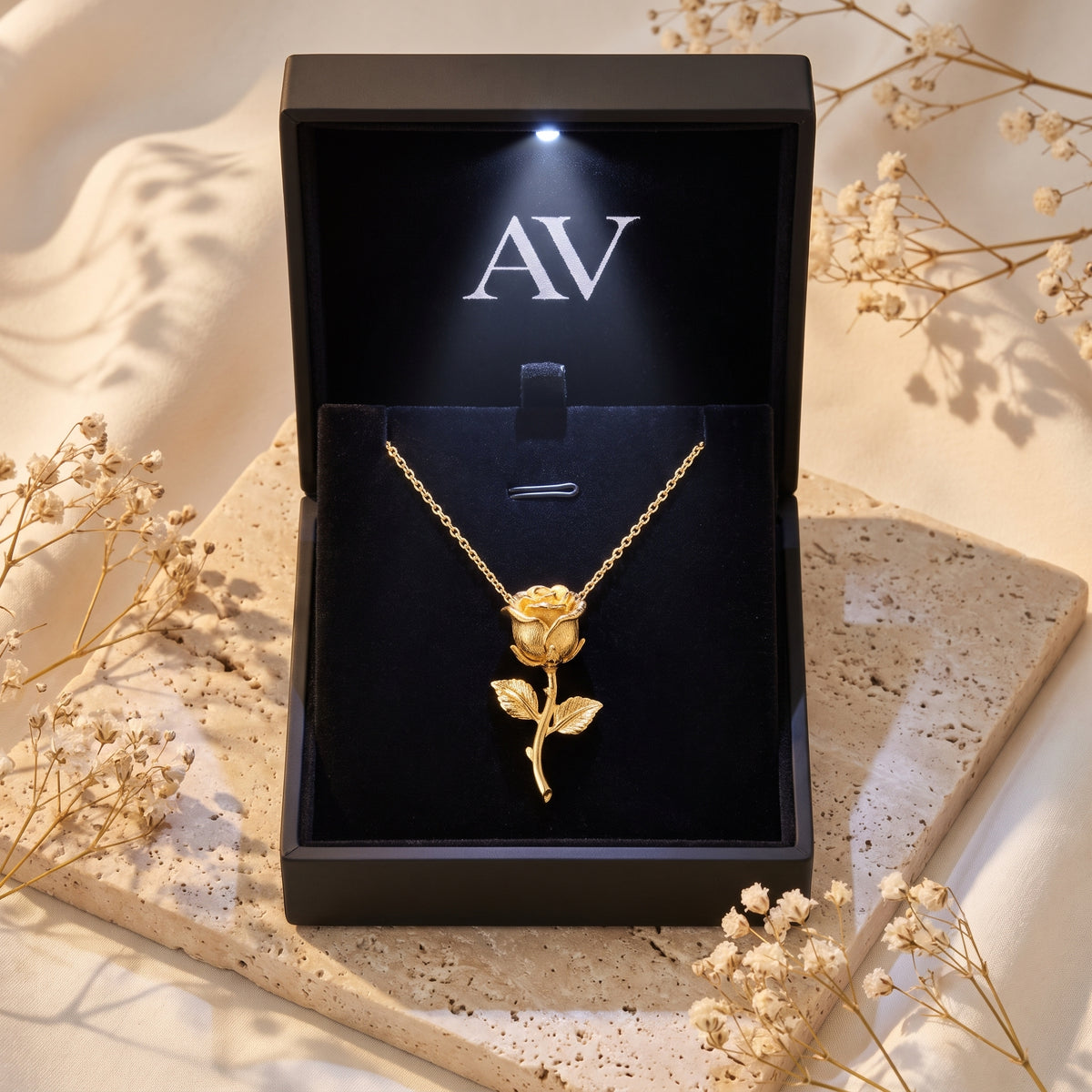 YLQ49127-NECKLACE - Premium LED Gift Box Presentation