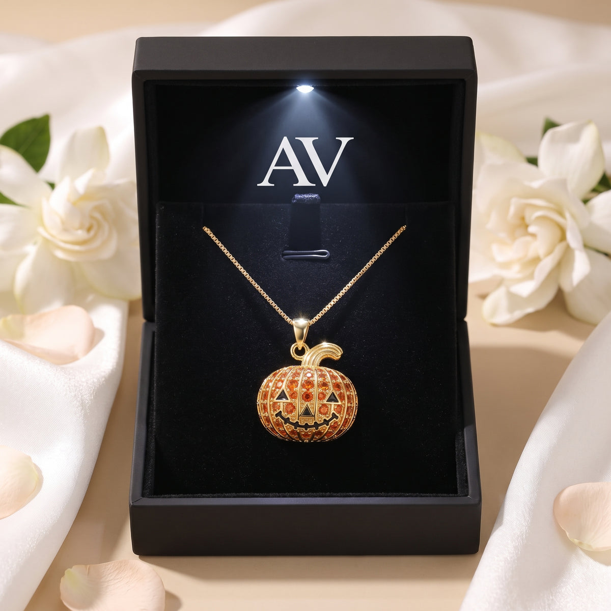 YLQ49286-NECKLACE - Premium LED Gift Box Presentation