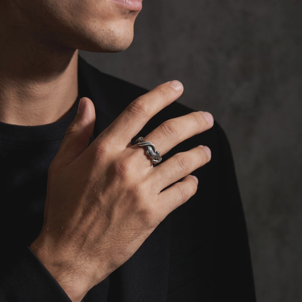 YLQ49969-rings lifestyle video