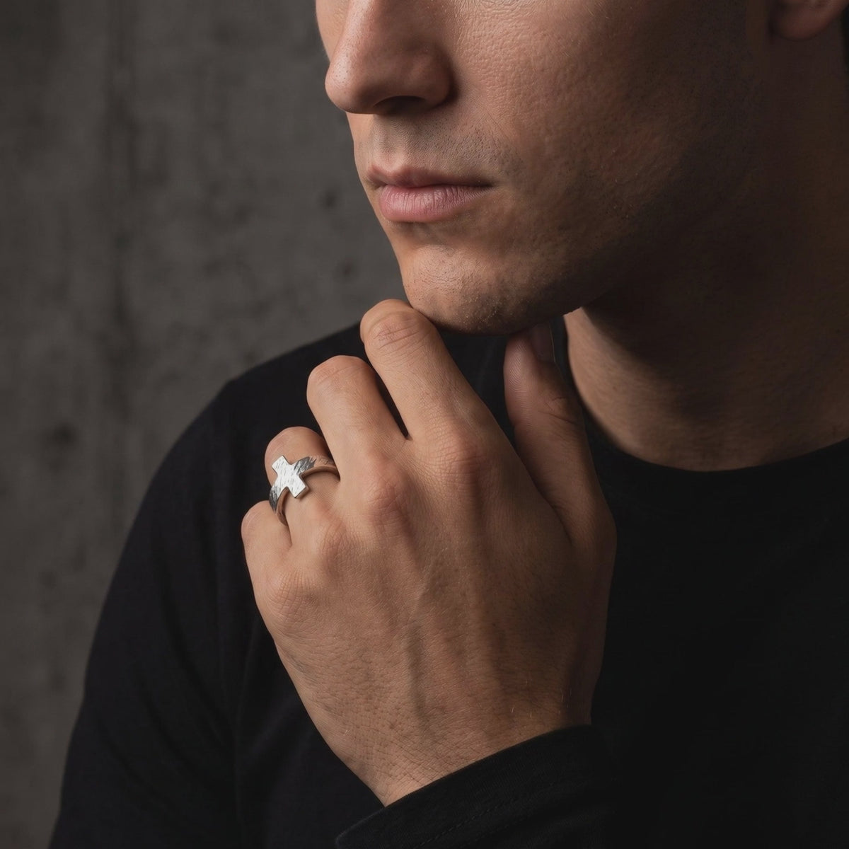 YLQ50155-rings lifestyle video