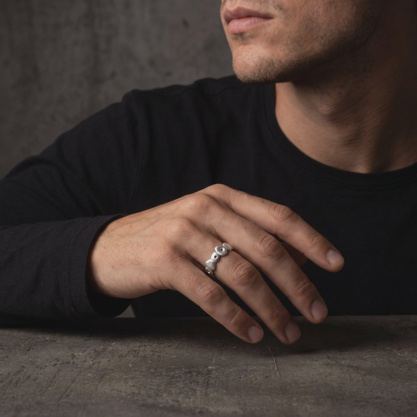 YLQ50169-rings lifestyle video