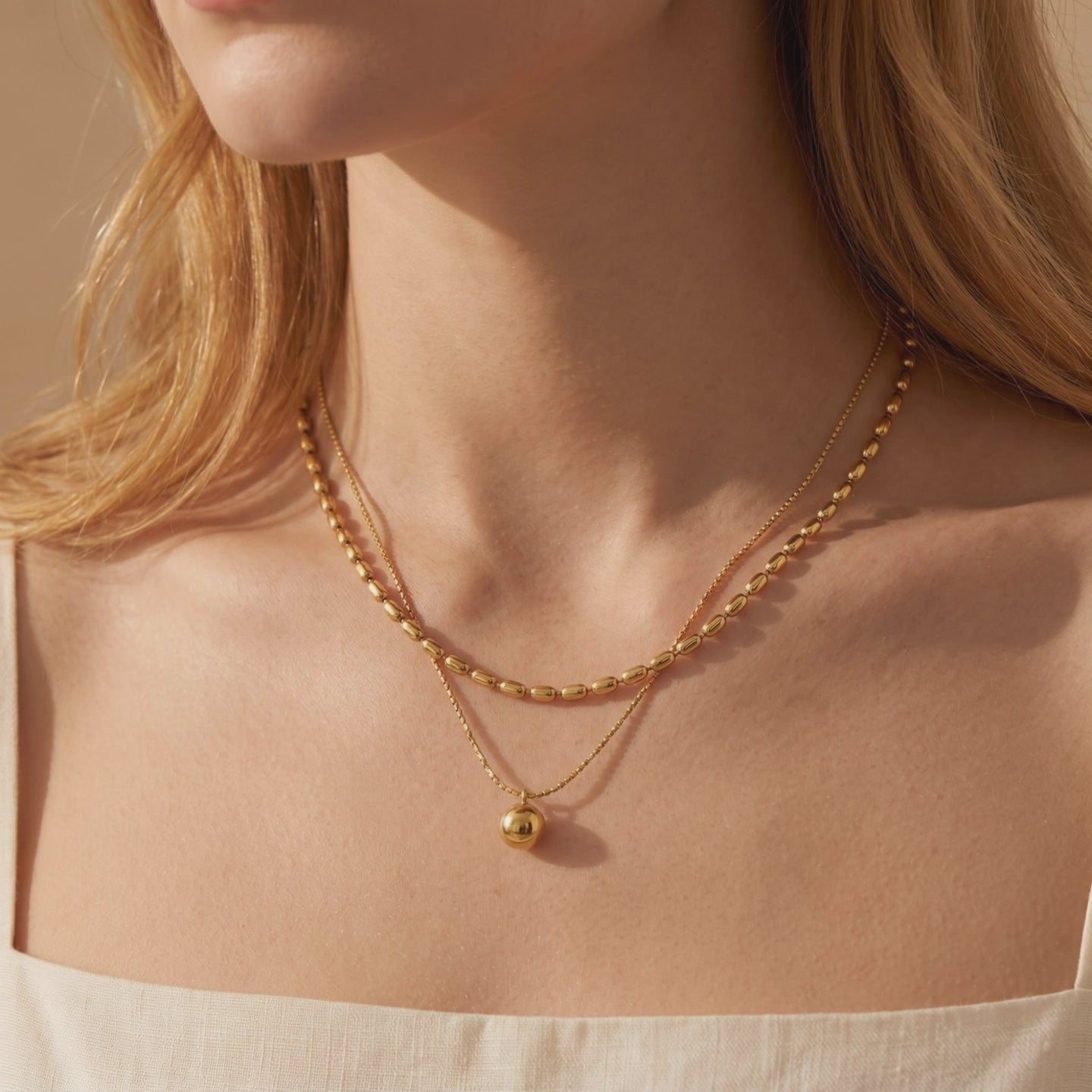 YLQ49379-NECKLACE lifestyle video