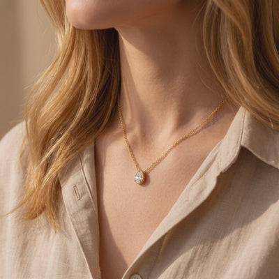 YLQ49355-NECKLACE lifestyle video