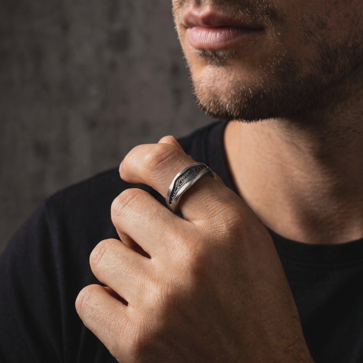 YLQ49970-rings lifestyle video